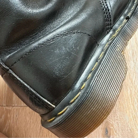 Vtg 90's 1460 Dr. Martens Boots Made in England 8 Eyelet Black UK 8 - Men’s US 9 - Picture 7 of 16
